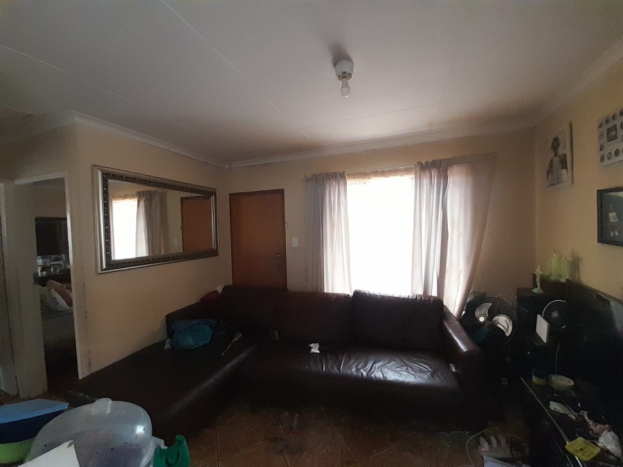 2 Bedroom Property for Sale in Tlhabane West North West